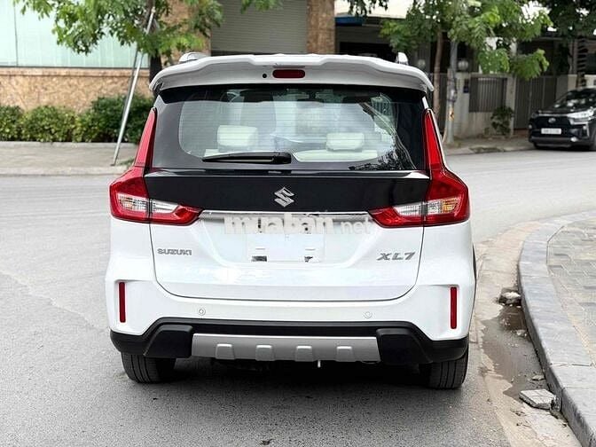 Suzuki XL7 2020 Tự động 85074 km Trắng