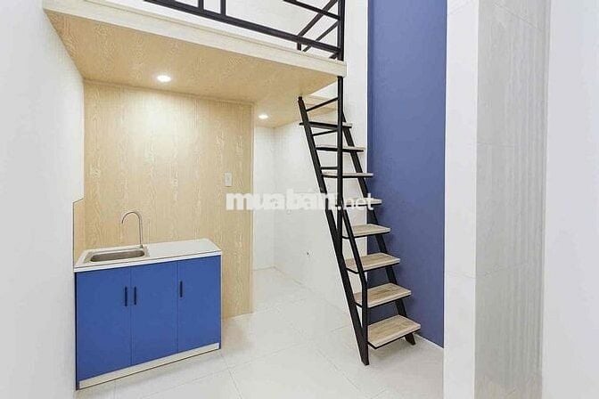 Trống sẵn Phòng gác Full Nội thất cửa sổ sáng , nhà mới sạch sẽ