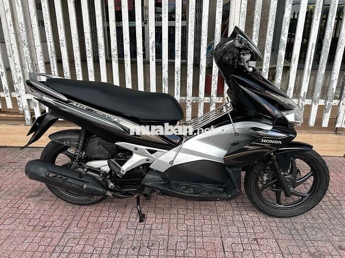 Honda Air Blade Fi 2010 máy êm ngon tiết kiệm xăng