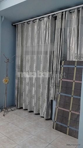 Cho thuê Phòng lầu 2 đúc kiên cố, Trần Phú, Quận 5, 25m2 đủ tiện nghi