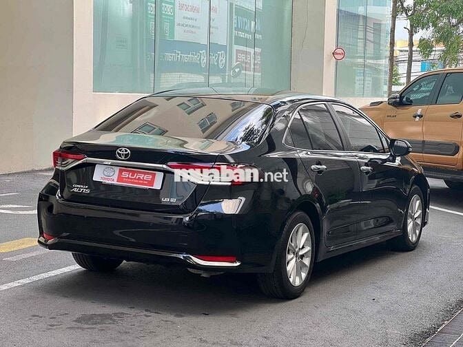 Toyota Altis 1.8G 2023 Đen 30.000 km