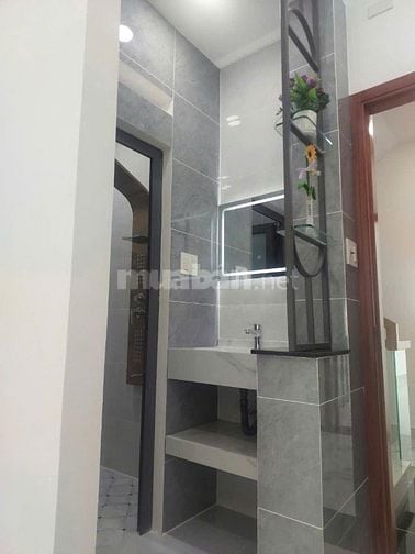 NHÀ 5 TẦNG 4x16m-Hẻm 8m- Trần Thị Trọng- P15- Tân Bình 