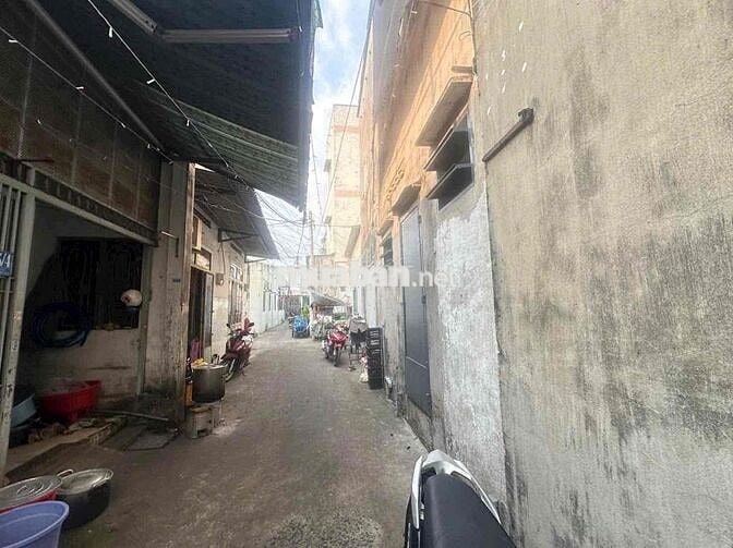 BÁN ĐẤT TẶNG NHÀ - HXH - SÁT GÒ VẤP - TÂN THỚI HiỆP 20 - 78m2 - 3 tỷ