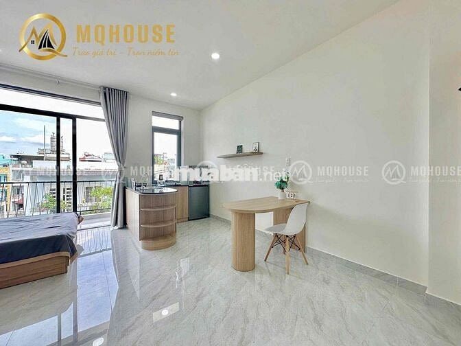 CĂN HỘ DỊCH VỤ BAN CÔNG FULL NỘI THẤT SIÊU RỘNG NGAY HOÀNG HOA THÁM