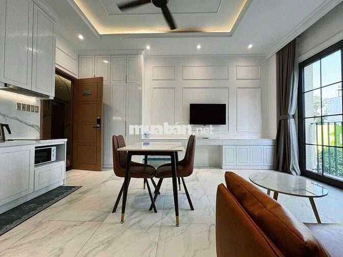 CHO THUÊ CĂN HỘ TÁCH BẾP BAN CÔNG GIÁ RẺ GẦN ĐÀI TRUYỀN HÌNH QUẬN 1