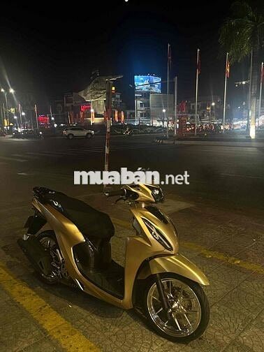 Honda Vision 2024 Vàng đồng