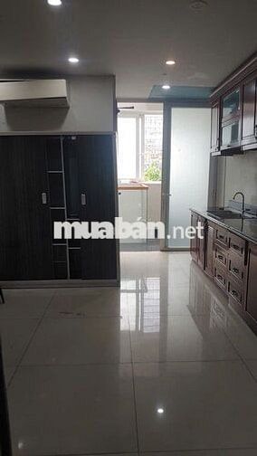cho thuê nhà nguyên căn hẻm 598 Điện Biên Phủ, P.22, Bình Thạnh