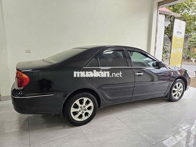 Toyota Camry 2.4G 2004 Số tay Đen