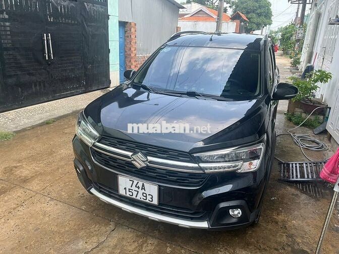 Suzuki XL7 7 chỗ màu Đen 35.042 km