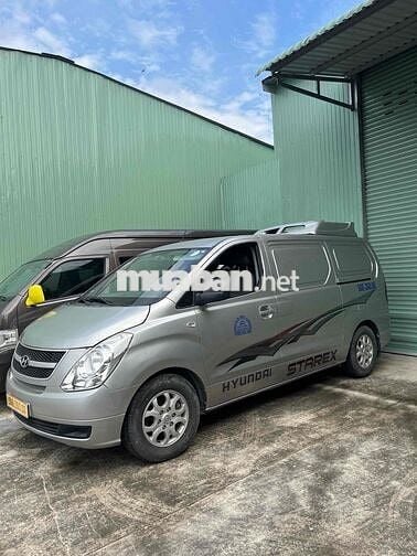 Hyundai Grand Starex 2013 VAN ĐÔNG LẠNH SỐ TỰ ĐỘNG