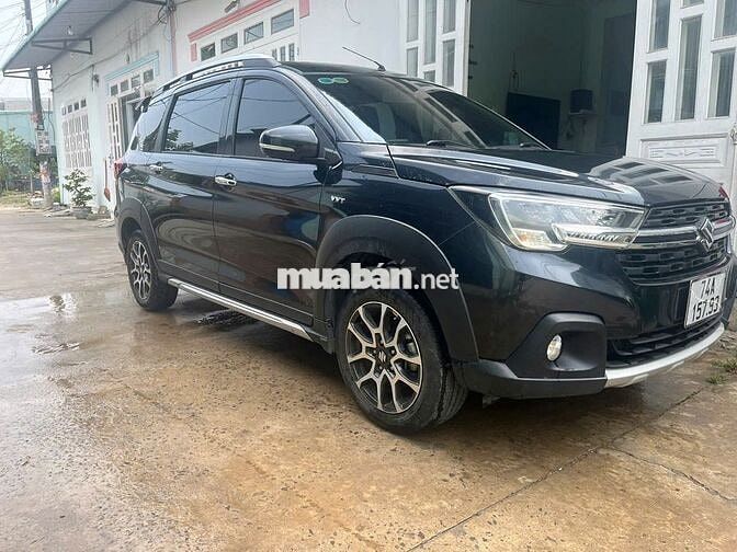 Suzuki XL7 7 chỗ màu Đen 35.042 km