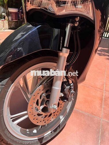 Honda SH 150 CBS 2022 Đen, lốp zin