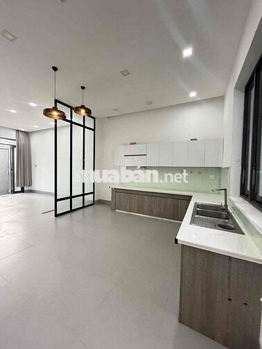 Nhà lầu 3 phòng mới KDC Nam Long 2