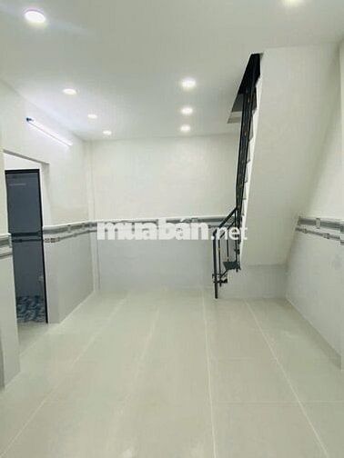 Bán nhà hẻm 148 Tôn Đản, Q4, DTSD 48m2, 1 trệt 1 lầu 2PN, 2 Toilet