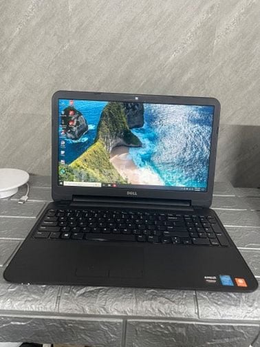 Laptop dell core i7 th4 giá 2tr9 - Buôn Hồ