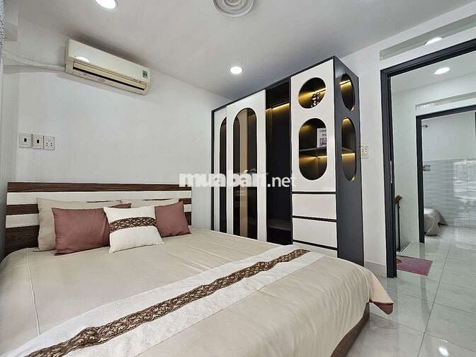 Giảm sâu chỉ còn 4₫ - 3 tầng - 3p.ngủ - Ngay chợ Thạch Đà .