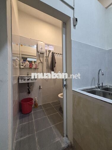 Cho thuê nhà đường số 6, P Linh Xuân, giá 5,5 triệu , DTSD 48m2