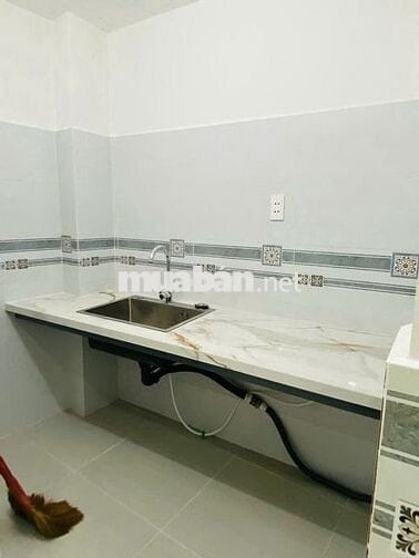 Bán nhà hẻm 148 Tôn Đản, Q4, DTSD 48m2, 1 trệt 1 lầu 2PN, 2 Toilet