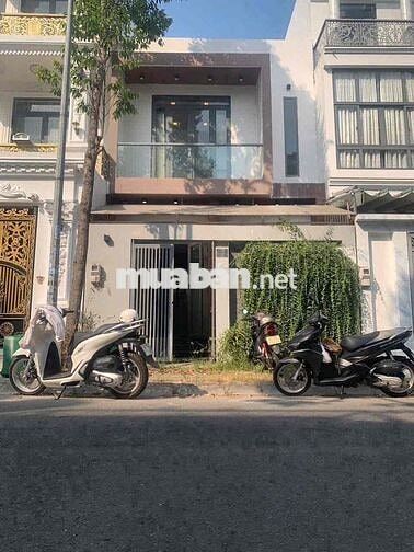 Nhà lầu 3 phòng mới KDC Nam Long 2