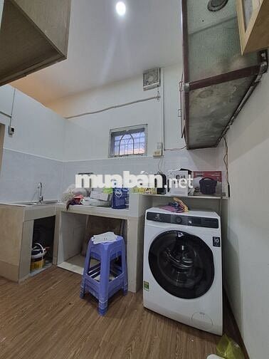 Cho thuê nhà đường số 6, P Linh Xuân, giá 5,5 triệu , DTSD 48m2
