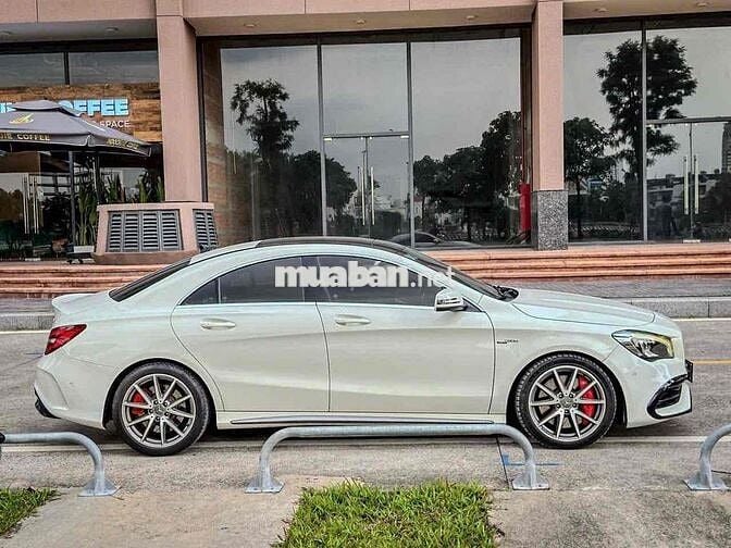 Mercedes-Benz CLA45 AMG facelift 2016