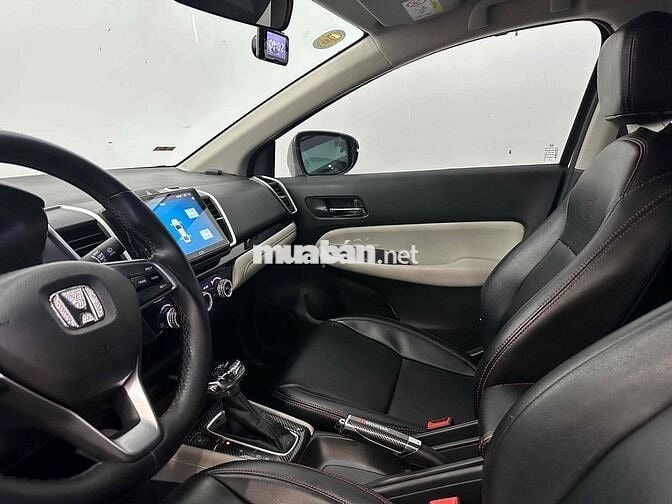 Honda City L Trắng 70.000km