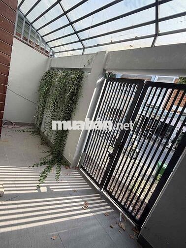 Nhà lầu 3 phòng mới KDC Nam Long 2