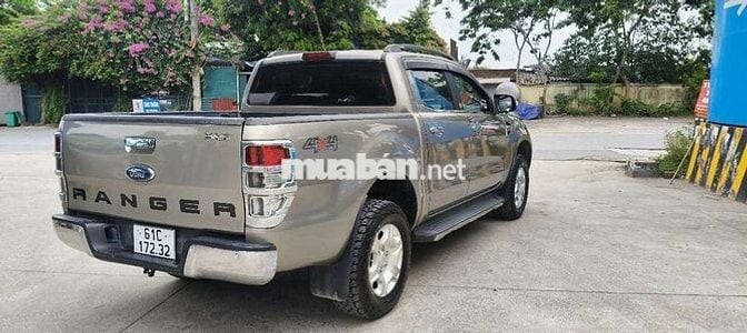 Ford Ranger XLT 2016 Số sàn Vàng cát 100000 km