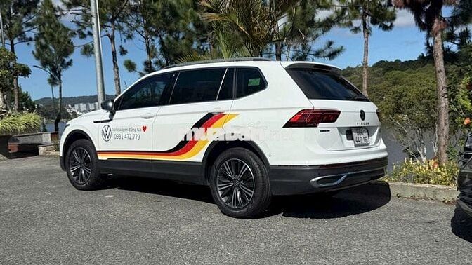 Volkswagen Tiguan Luxury 2024 Trắng 54.000 km