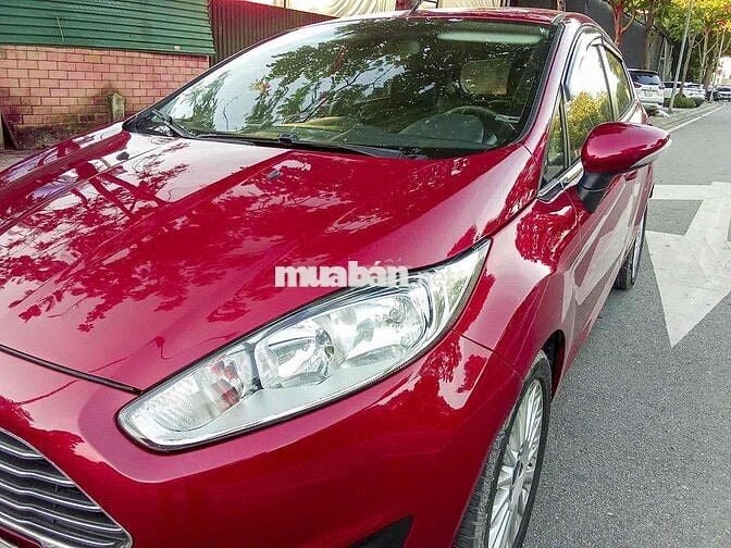 Ford Fiesta 1.5 sedan 2014 màu Đỏ