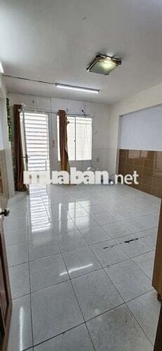 Nhà siêu rộng 4 PN Đinh Bộ Lĩnh giá chỉ nhỉnh 10tr