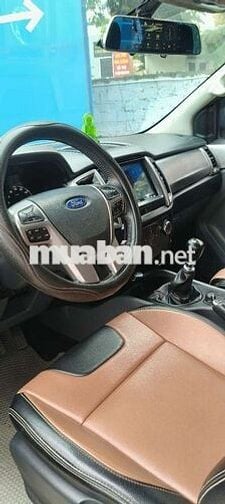 Ford Ranger XLT 2016 Số sàn Vàng cát 100000 km