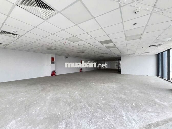 CHO THUÊ BUILDING SỬ DỤNG 2.400M2 MẶT TIỀN 10M TRỤC TRUNG TÂM QUẬN 10 