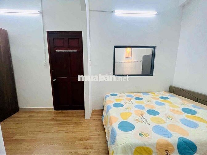 Cho thuê căn 1 phòng ngủ thoáng tách bếp full nt ở Ngô Gia Tự quận 10