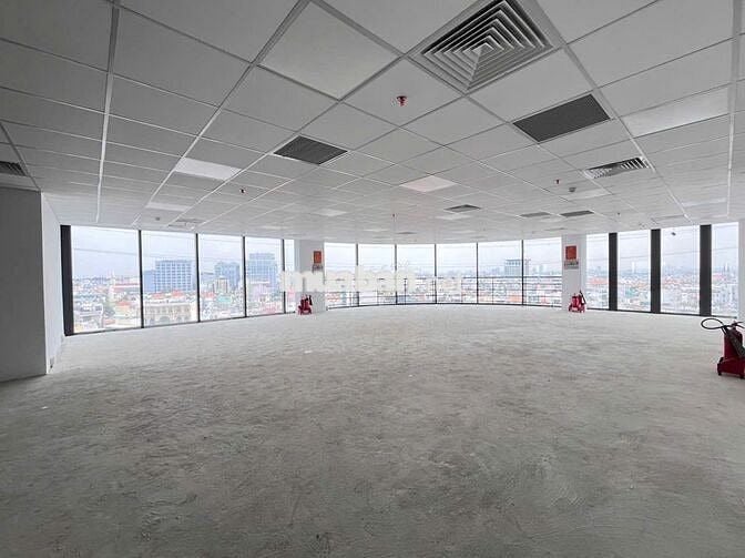 CHO THUÊ BUILDING SỬ DỤNG 2.400M2 MẶT TIỀN 10M TRỤC TRUNG TÂM QUẬN 10 