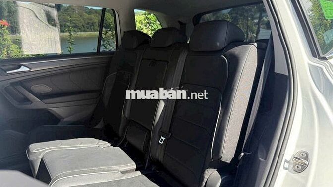 Volkswagen Tiguan Luxury 2024 Trắng 54.000 km