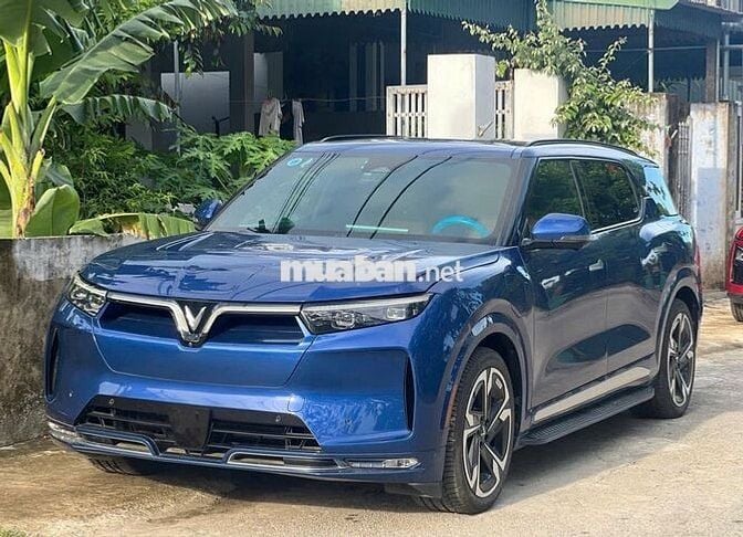 VinFast VF9 Plus 2023 Xanh dương 50000 km