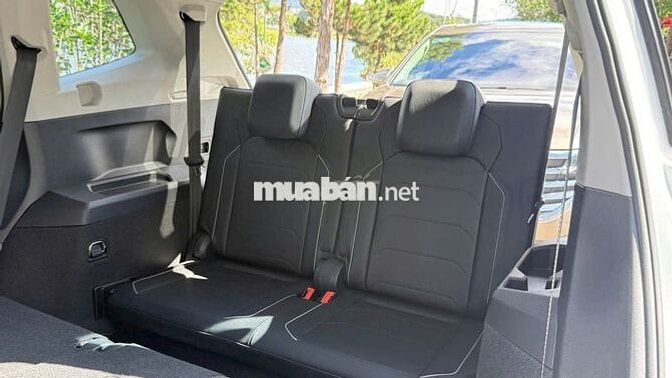 Volkswagen Tiguan Luxury 2024 Trắng 54.000 km