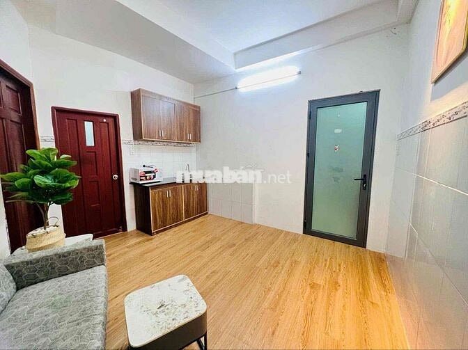 Cho thuê căn 1 phòng ngủ thoáng tách bếp full nt ở Ngô Gia Tự quận 10