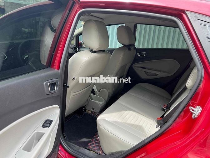 Ford Fiesta 2015 Đỏ