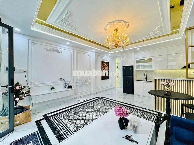 40m2 , sát mặt tiền Nguyễn Đình Chính, Phú Nhuận.Khu dân trí