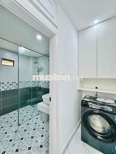 40m2 , sát mặt tiền Nguyễn Đình Chính, Phú Nhuận.Khu dân trí