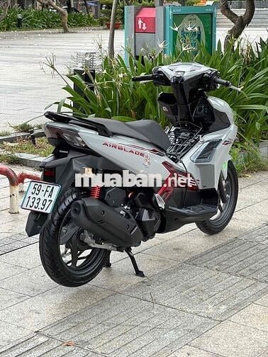 Honda AirBlade 125 4val 2025 Xám đỏ đen 5.000km