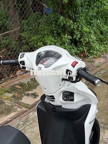 Honda Vision 2016 Trắng