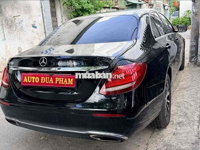 Mercedes-Benz E200 2019 - Sang trọng, đẳng cấp
