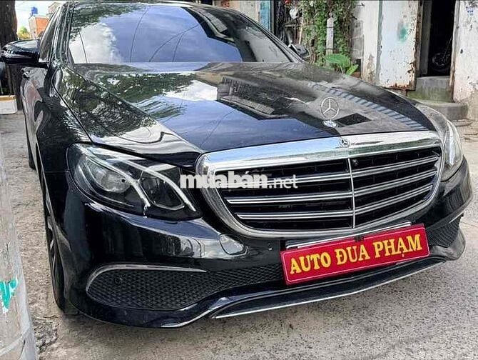 Mercedes-Benz E200 2019 - Sang trọng, đẳng cấp
