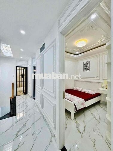 40m2 , sát mặt tiền Nguyễn Đình Chính, Phú Nhuận.Khu dân trí