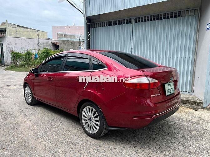 Ford Fiesta 2015 Đỏ