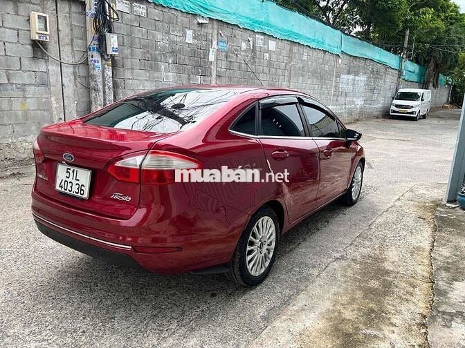 Ford Fiesta 2015 Đỏ