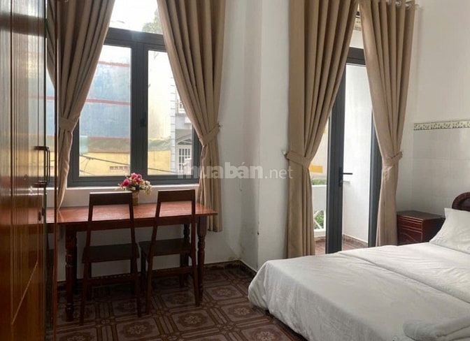 Khách sạn 2 mặt tiền Hà Huy Giáp 5L 16P ngang 4.5m 90m2 sát GV 15.2 tỷ